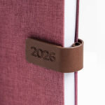 Agenda con vista diaria en español y portugués con cierre magnético A5 vista 2