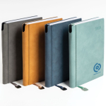 Agenda diaria en español y portugués con funda de tacto de ante A5 vista con logo impreso