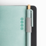 Agenda diaria en español y portugués con soporte para bolígrafo A5