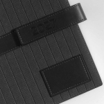 Agenda con vista diaria en español y portugués con cinta a juego A5 color negro