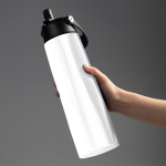 Vaso térmico eco de acero inoxidable reciclado con asa y pajita 1L color blanco vista de ambiente
