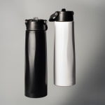 Vaso térmico eco de acero inoxidable reciclado con asa y pajita 1L vista de ambiente
