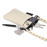 Bandolera compacta para llevar artículos esenciales del día a día color beige cuarta vista