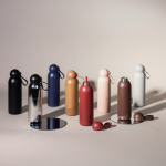 Botella térmica de acero monocromática con tapón redondo con asa 500ml color negro sexta vista