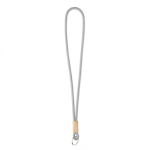 Lanyard tubular hecho a medida de poliéster con detalle de bambú color gris septima vista