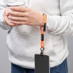 Lanyard para el móvil hecho a medida de correa corta y cargador tipo C color naranja