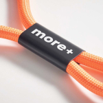 Lanyard para el móvil hecho a medida de correa corta y cargador tipo C color naranja quinta vista