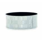 Pulsera reflectante hecha a medida con superficie cuadriculada color plateado septima vista