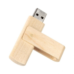 Pendrive giratorio de madera hecho a medida con USB tipo C color madera clara