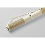 Esterilla de playa de paja natural enrollable con correa color beige vista fotografía tercera vista