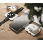 Base de carga magnética de ABS con hubs USB integrados 15W color blanco segunda vista bodegón 2