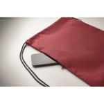 Mochila de cuerdas de RPET con bolsillo lateral y cremallera color burdeos vista fotografía quinta vista