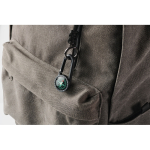 Brújula de ABS con mosquetón para actividades al aire libre color negro vista fotografía cuarta vista