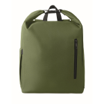 Mochila roll top RPET para portátil con bolsillo lateral elástico 15'' color verde militar tercera vista