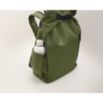 Mochila roll top RPET para portátil con bolsillo lateral elástico 15'' color verde militar vista fotografía sexta vista