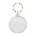 Llavero de plástico fabricado en Europa con anilla metálica color transparente primera vista