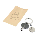 Llavero de zinc reciclado con purgador de radiadores y moneda sexta vista