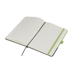 Libreta de RPET con detalle de PU en la parte baja A5 hojas a rayas tercera vista