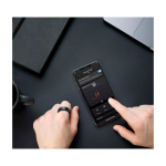 Anillo inteligente de metal con monitorización de salud Prixton Orbyt color negro imagen de estilo de vida