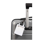 Etiqueta para equipaje con ventana de datos y cordón seguro color blanco segunda vista