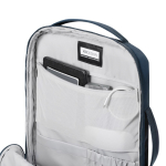 Mochila urbana delgada para portátil y capacidad 15L Bobby Air 16” color azul marino vista 17