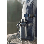 Botella térmica de acero inoxidable reciclado con cuerda 400ml color azul marino vista de ambiente 2