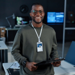 Lanyard extensible con portatarjetas desmontable y clip quinta vista