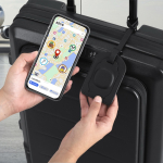 Identificador de maletas de piel sintética con localizador inteligente vista de ambiente