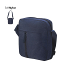 Bandolera de soft nylon con bolsillo frontal y cierre con cremallera
