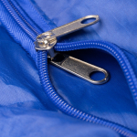 Bolsa de deporte plegable de plástico reciclado con cremallera color azul real vista detalle 1