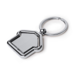 Llavero metálico giratorio en forma de casa con área de marcaje amplia color plateado primera vista de uso