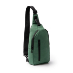 Bolsa bandolera en algodón reciclado con cremalleras y cinta ajustable color negro primera vista de uso