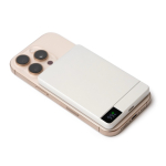 Powerbank magnética de aluminio reciclado con carga rápida 5.000 mAh color rojo vista detalle 2