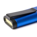 Multiherramienta ultra plana de aluminio con linterna con 70 lúmenes color rojo vista detalle 2