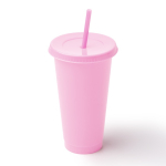Vaso reutilizable de plástico reciclado con tapa y pajita 710ml color rosa primera vista de uso