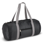 Bolsa deportiva plegable con bolsillo frontal y capacidad de 20L color negro tercera vista