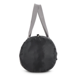 Bolsa deportiva plegable con bolsillo frontal y capacidad de 20L color negro quinta vista
