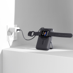 Power bank con MagSafe para carga inalámbrica y pantalla LED 10.000mAh color gris oscuro quinta vista