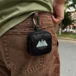 Estuche para auriculares con mosquetón y cierre de cremallera color negro sexta vista