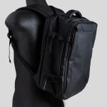 Mochila extensible tipo under the seat con bolsillo antirrobo 15,6”