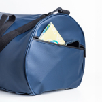 Bolsa deporte o fin semana resistente y revestida en cuero sintético vista 3