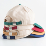 Gorra deportiva bicolor estructurada en 6 paneles de algodón 250 g/m2 vista 1