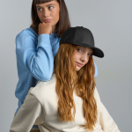 Gorra trucker ecológica de 6 paneles con protección solar UPF50 vista 3