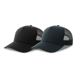 Gorra trucker de poliéster reciclado con 5 paneles y malla trasera vista con varios colores
