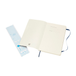 Libreta con nota ”en caso de pérdida” Moleskine Classic hojas a rayas color azul tercera vista frontal