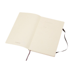 Libreta con tapa blanda y flexible Moleskine Classic hojas lisas color negro tercera vista frontal