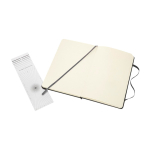 Cuaderno de dibujo mediano con bolsillo interior y cinta Moleskine color negro cuarta vista