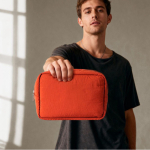 Neceser de nailon y poliéster con gran capacidad 130g/m² color rojo segunda vista