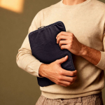 Funda para tablet hecha de nailon y poliéster para 16'' color azul marino segunda vista