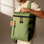 Mochila nevera con compartimentos y piel sintética para personalizar color verde sexta vista